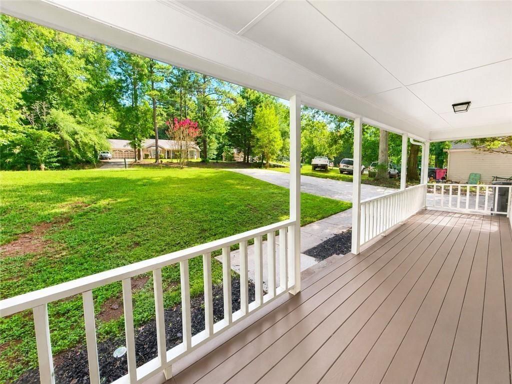 135 Willow Shoals Drive