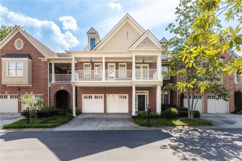 Townhouse For Sale - 1213 Village Terrace Court<br/> Atlanta, GA 30338