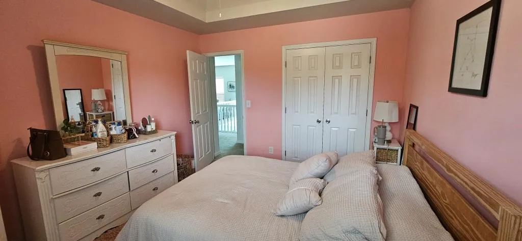 Snellville, Georgia 30078, United States, 4 Bedrooms Bedrooms, ,3 BathroomsBathrooms,Residential,Pending,41133