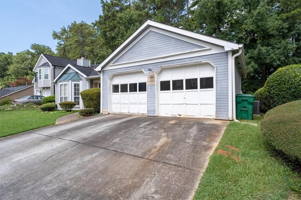 511 Barclay Court