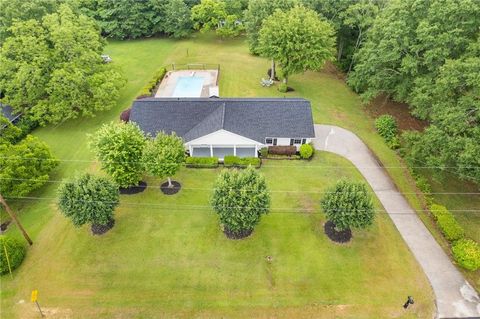 256 Teresa Lane Loganville GA 30052