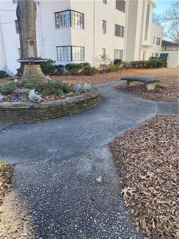 1120 Briarcliff Road NE