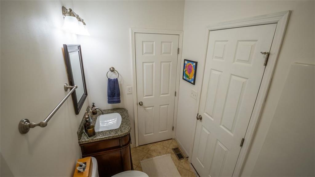 2881 Parrott Avenue, Atlanta, Georgia image 27