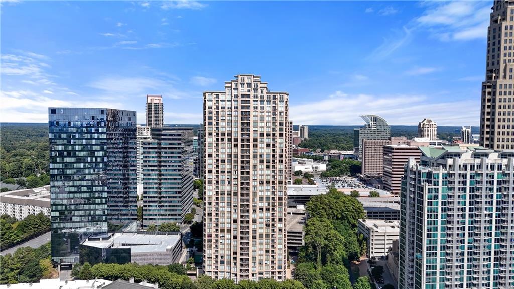 3445 Stratford Road NE 408