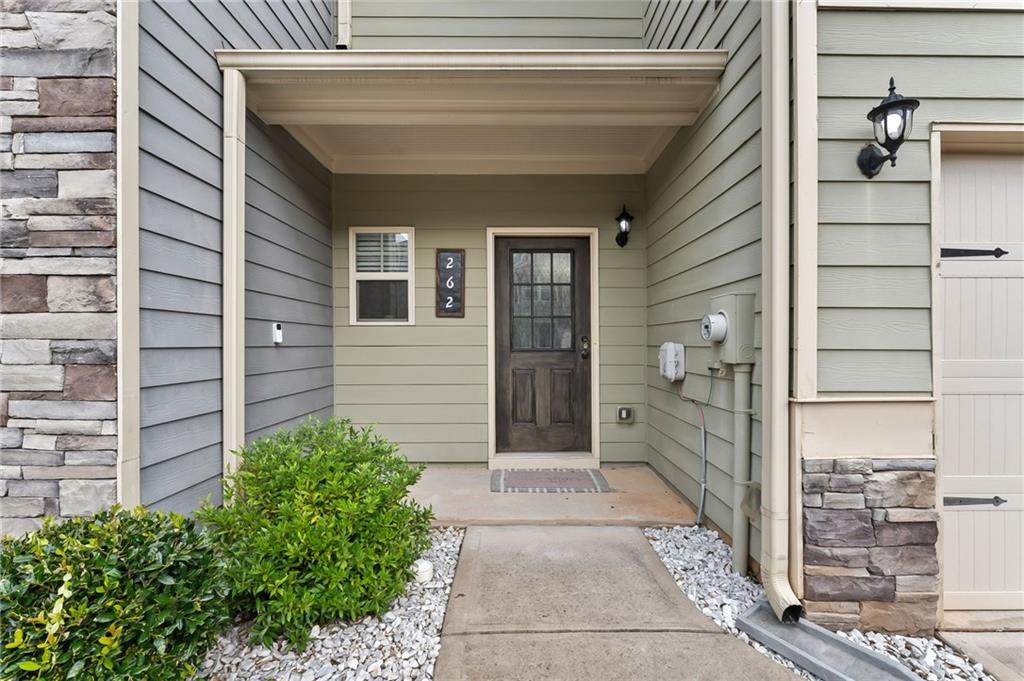 262 Valley Crossing