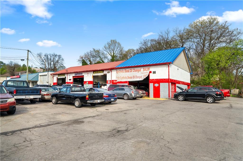 712 N Glenwood Avenue