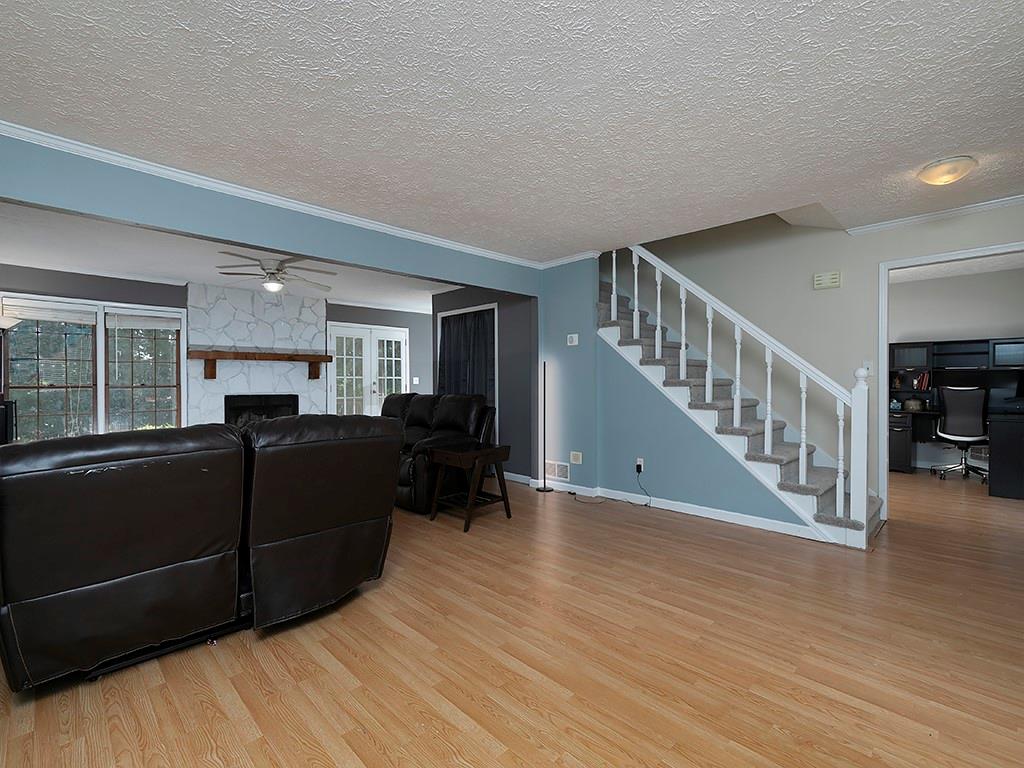 21 Queen Anne Drive SE