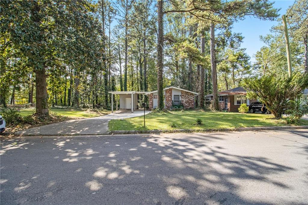 127 Ruzelle Drive SE