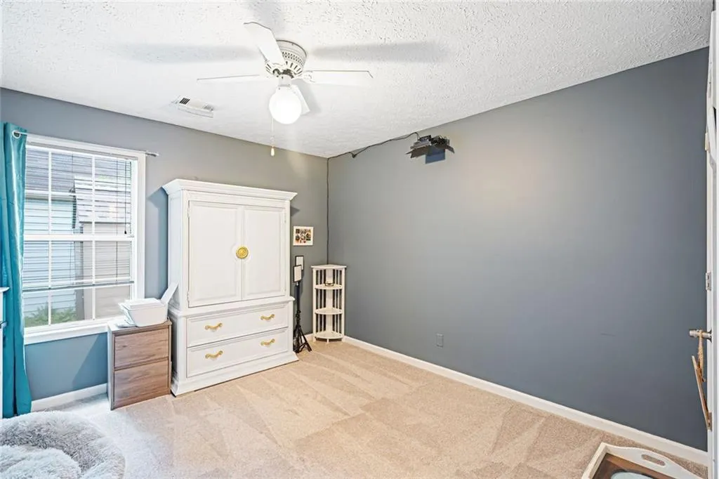 Woodstock, Georgia 30188, United States, 2 Bedrooms Bedrooms, ,2 BathroomsBathrooms,Residential,Active,160760