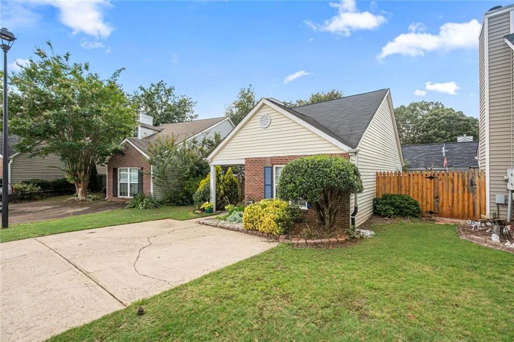 Woodstock, Georgia 30188, United States, 2 Bedrooms Bedrooms, ,2 BathroomsBathrooms,Residential,Active,160760