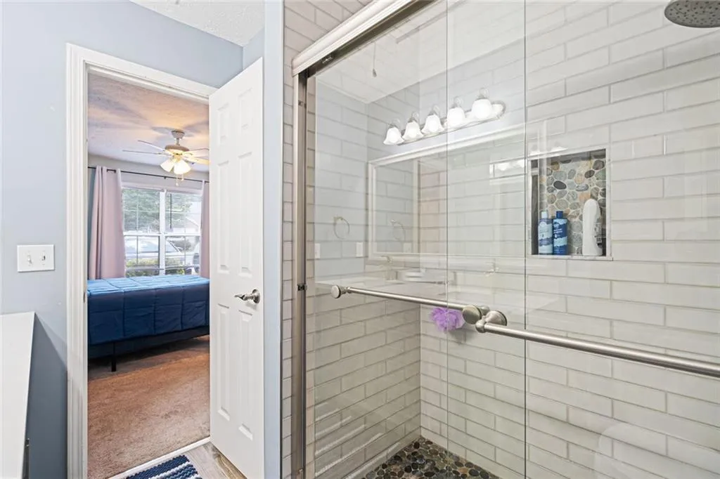 Woodstock, Georgia 30188, United States, 2 Bedrooms Bedrooms, ,2 BathroomsBathrooms,Residential,Active,160760