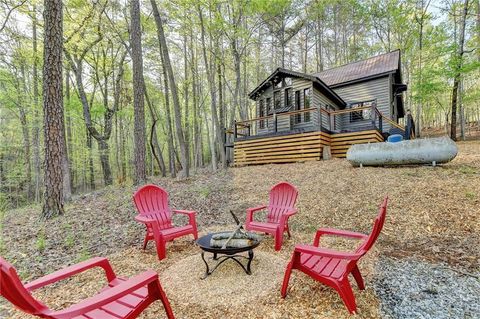 A home in Dahlonega