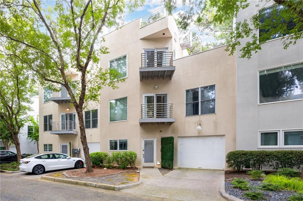 Welcome to 2176 Millennium Way! This 3-story townhome sits in a quiet gated community and offers a modern, open-loft style floor plan right in the heart of Brookhaven.
Inside, you’ll find tons of natural light, tall ceilings, and a layout made for hosting. The first floor bedroom with private bath works perfectly for guests or a home office, while the top floor combines a spacious primary suite with a walk-in closet, and peaceful wooded views. The kitchen has been renovated with stylish updates, and you’ll enjoy having three private decks for outdoor living. The home also features a 1-car garage with ample storage space.
Conveniently located close to I-85 and North Druid Hills, you’re also within walking distance of Briarwood Park as well as the shops and restaurants in Brookhaven Village.
Schedule your visit today!