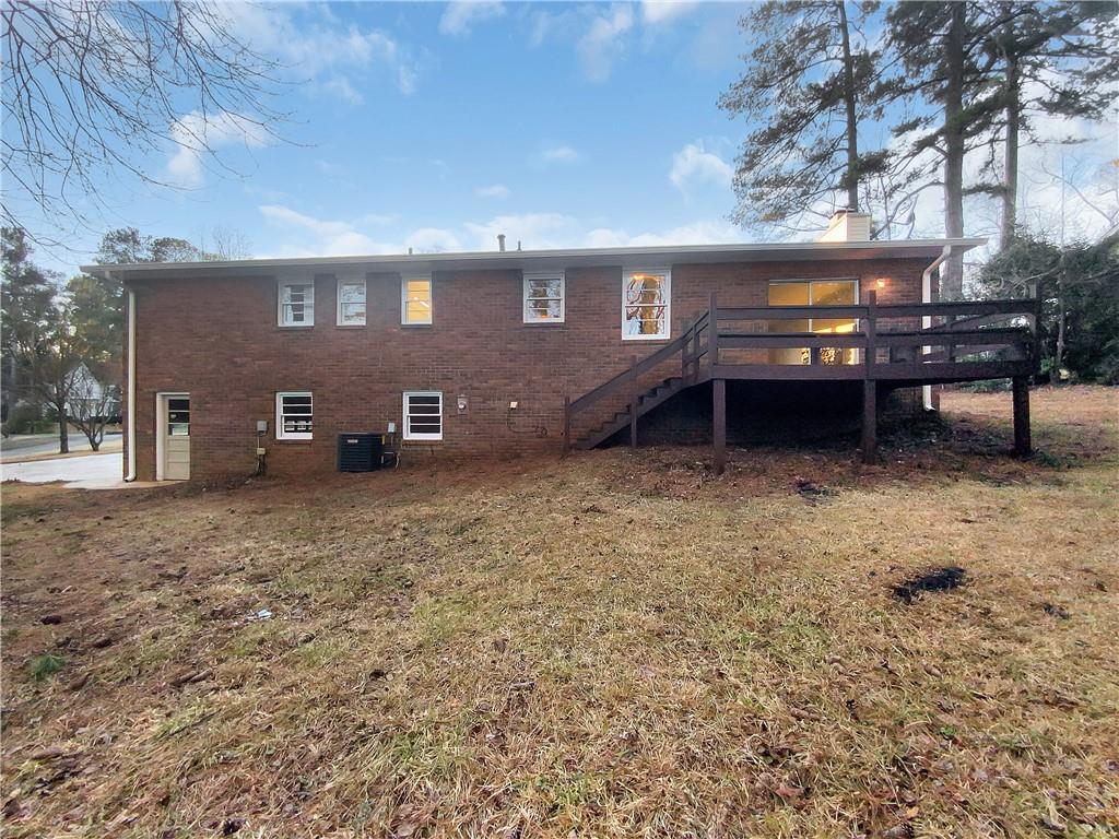 2240 Spalding Drive, Marietta, Georgia image 22