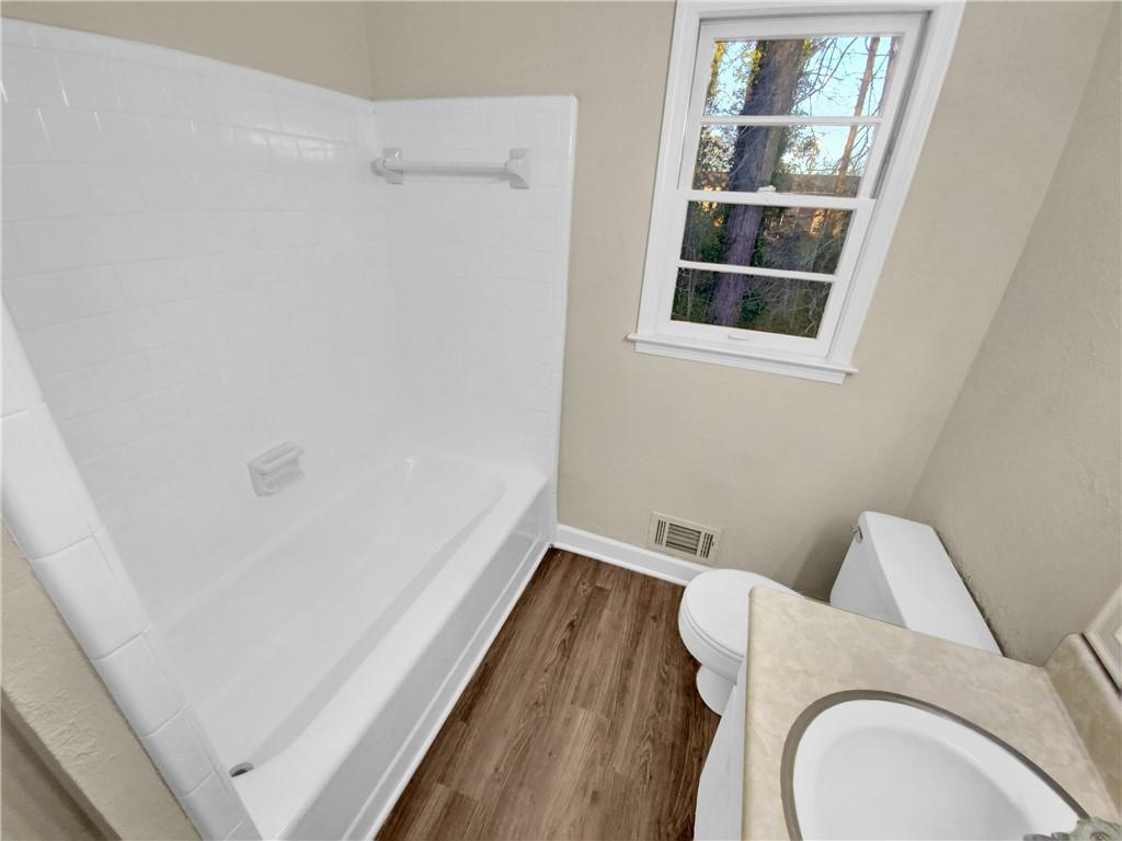 2240 Spalding Drive, Marietta, Georgia image 21