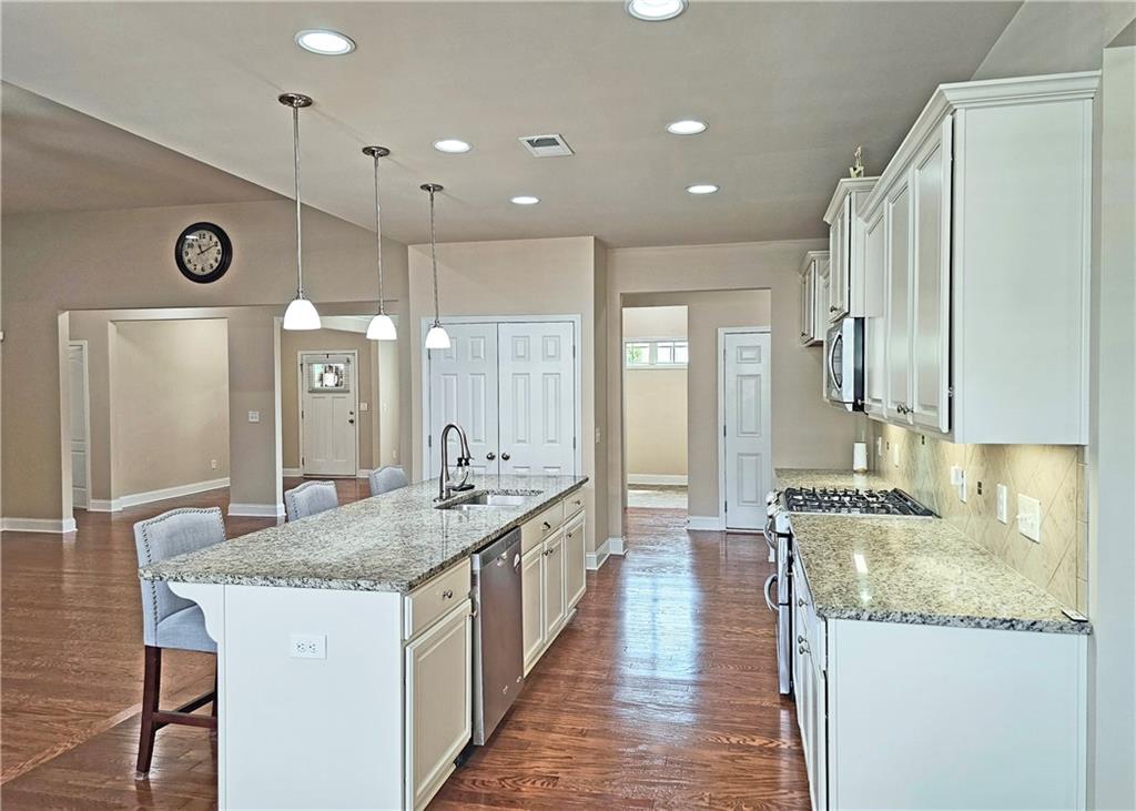 4024 Broadmoor Court, Austell, Georgia image 20