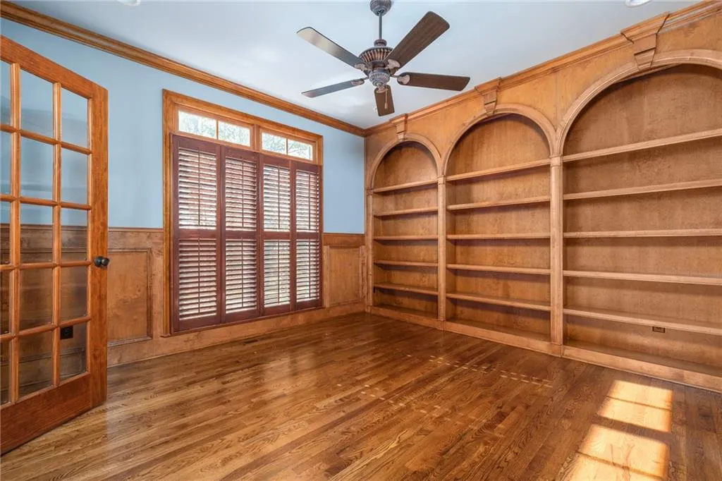 Cumming, Georgia 30041, United States, 7 Bedrooms Bedrooms, ,7 BathroomsBathrooms,Residential,Pending,32910