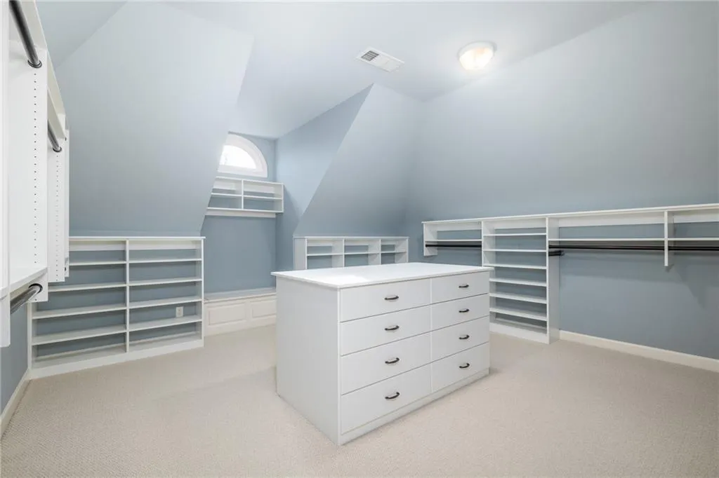 Cumming, Georgia 30041, United States, 7 Bedrooms Bedrooms, ,7 BathroomsBathrooms,Residential,Pending,32910