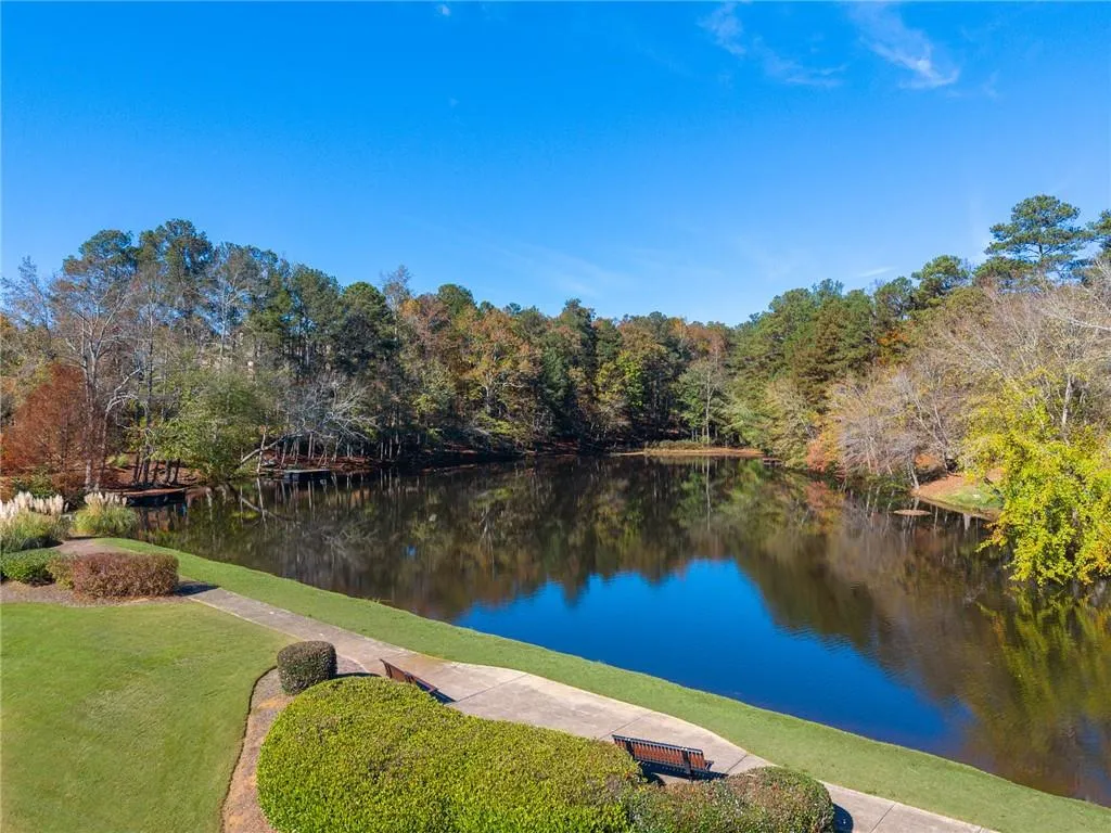 Cumming, Georgia 30041, United States, 7 Bedrooms Bedrooms, ,7 BathroomsBathrooms,Residential,Pending,32910