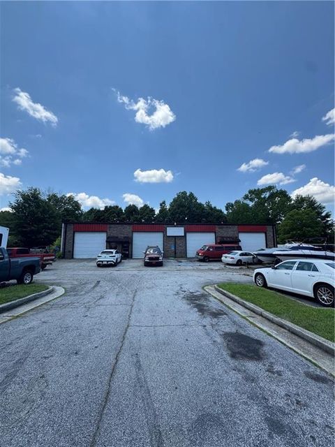 3885 HARRISON Road Loganville GA 30052