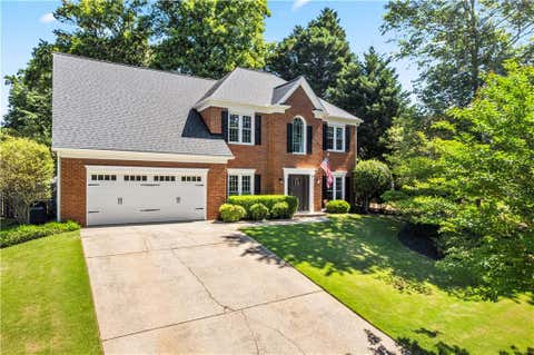 Homes For Sale - 5440 Ashwind Trace<br/> Alpharetta, GA 30005
