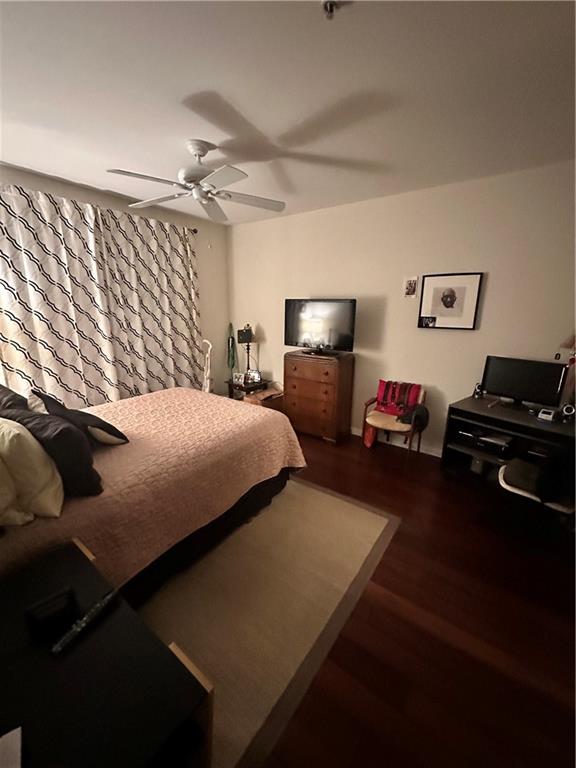 200 RENAISSANCE Parkway NE 305