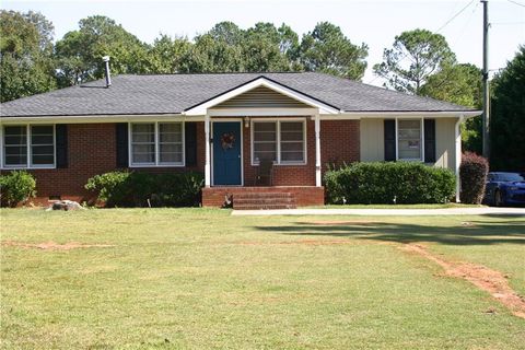 A home in Douglasville