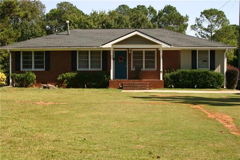 A home in Douglasville