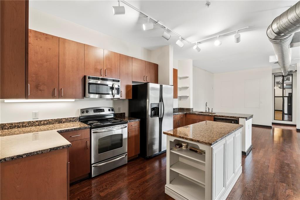 5300 Peachtree Road 2605