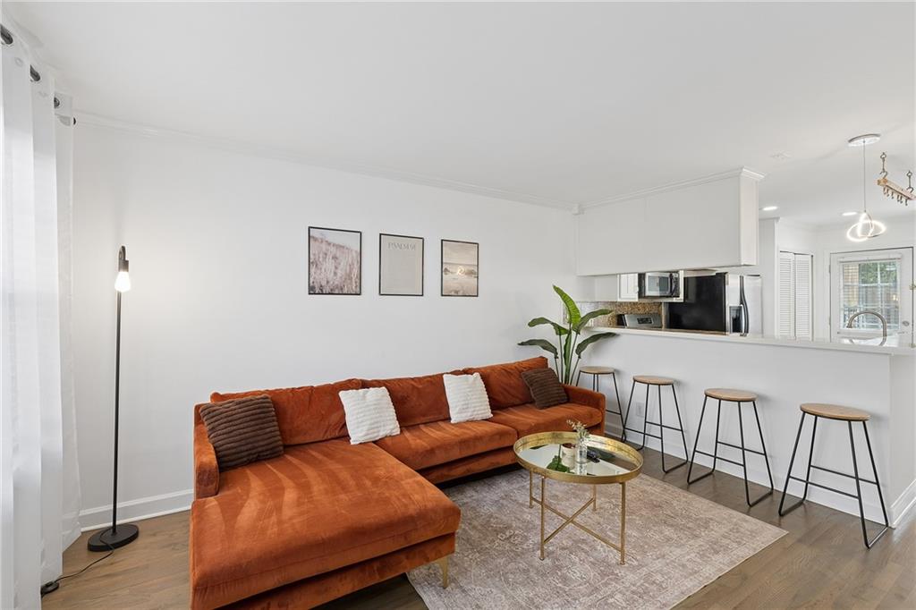 2232 Dunseath Avenue NW 206