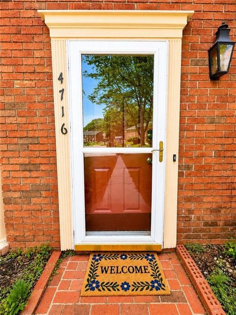 Townhouse For Sale - 4716 Rockstile Way<br/> Dekalb County, Stone Mountain, GA 30083