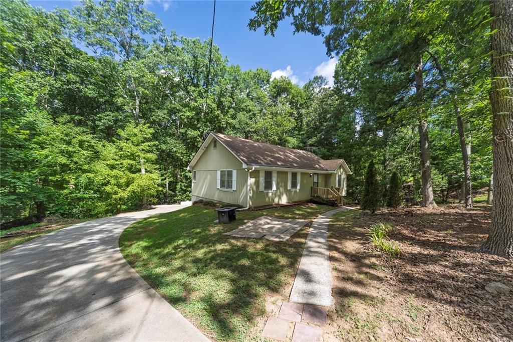 2202 Heath Drive