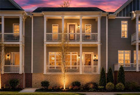 Townhouse For Sale - 2080 Parkside Lane<br/> Roswell, GA 30076
