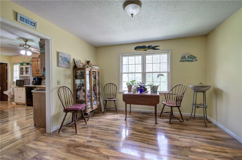 38 E Boxwood Drive, Cartersville, Georgia image 5
