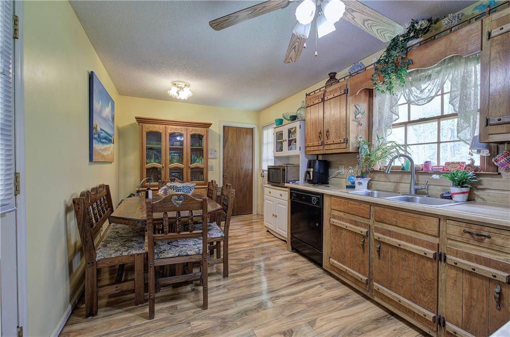 38 E Boxwood Drive, Cartersville, Georgia image 7