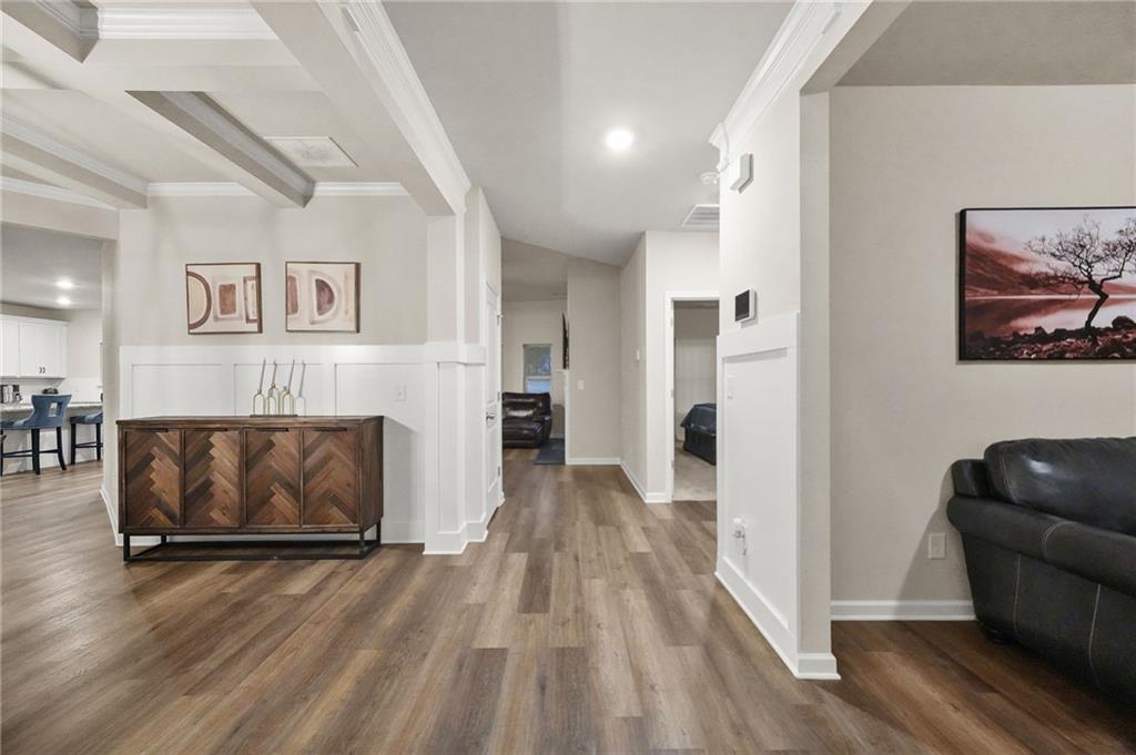 689 S Jeff Davis Drive