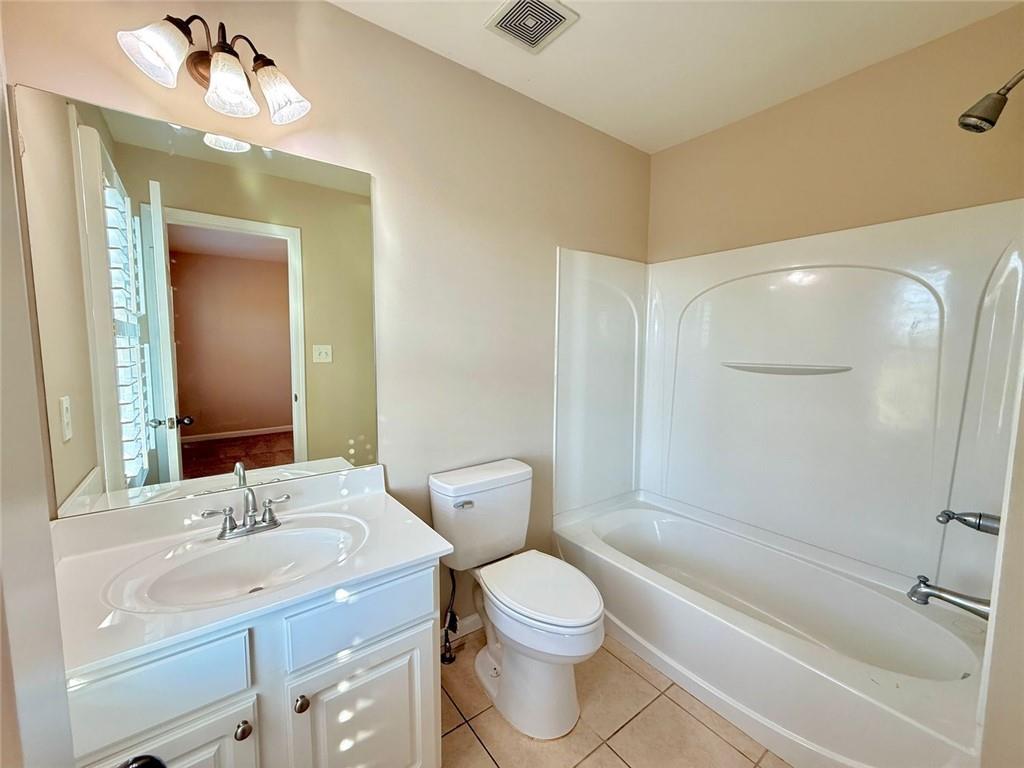 525 Grove Field Court, Suwanee, Georgia image 29