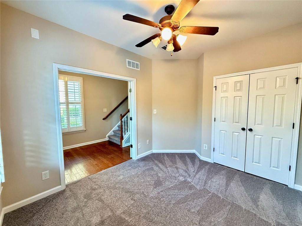 525 Grove Field Court, Suwanee, Georgia image 6