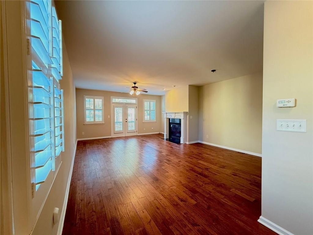 525 Grove Field Court, Suwanee, Georgia image 10