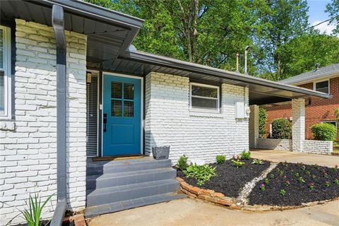 Photo of 2173 Cloverdale Drive SE, Atlanta, GA 30316 (MLS # 7749795)