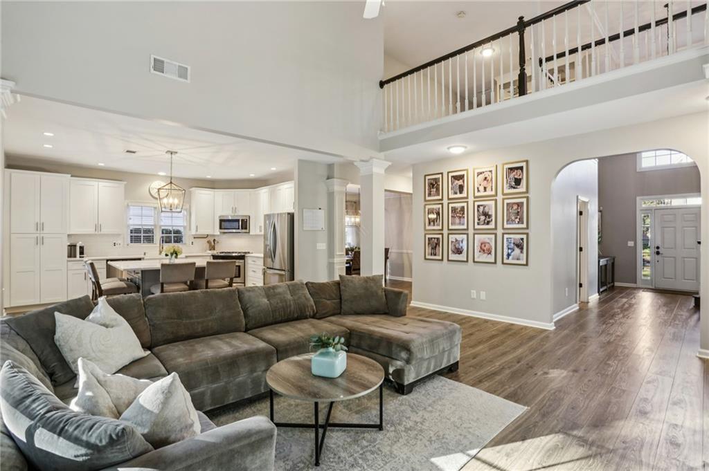 8075 Sandorn Drive