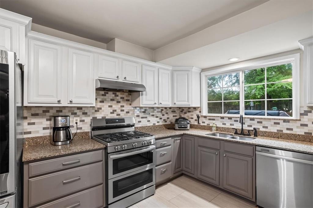 735 Waterbrook Terrace, Roswell, Georgia image 7