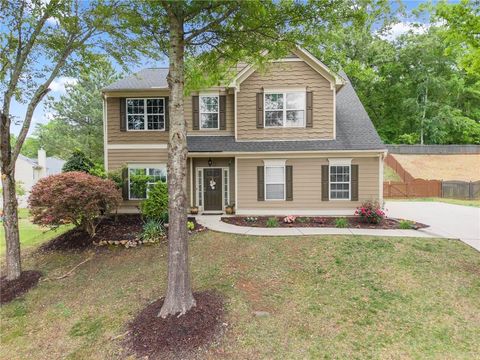 Homes For Sale - 6615 Grove Meadows Lane<br/> Cumming, GA 30028