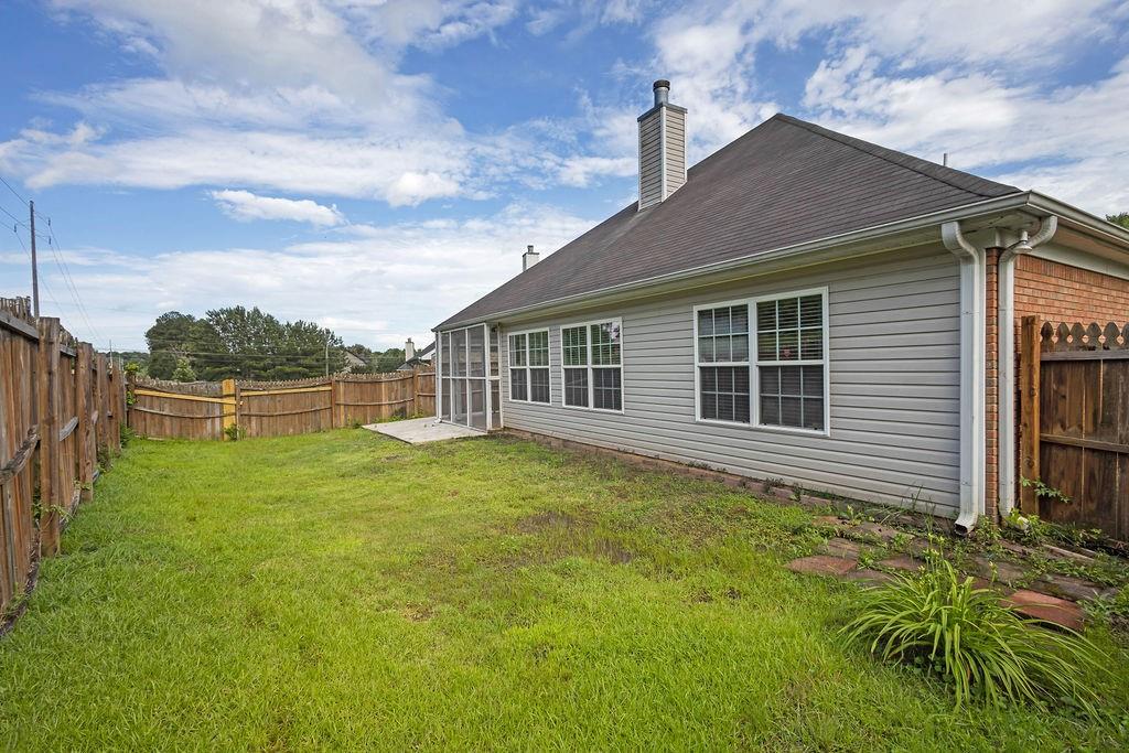 3946 Village Crossing Lane, Ellenwood, Georgia image 7