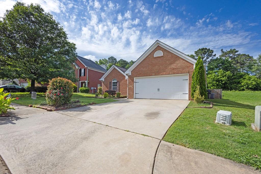 3946 Village Crossing Lane