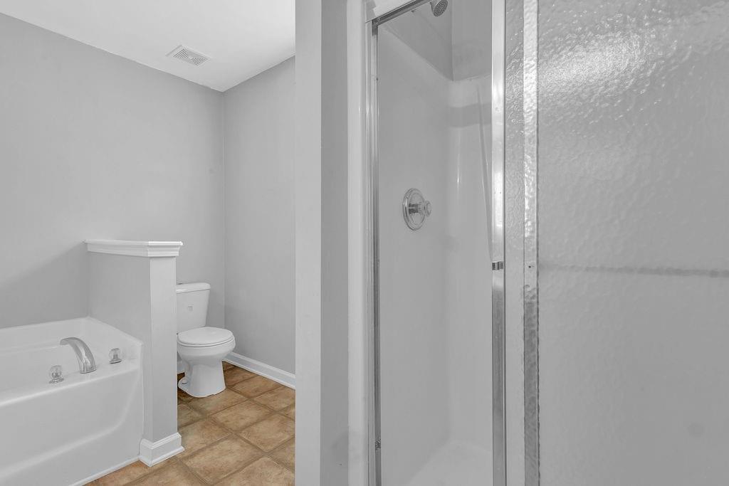 3946 Village Crossing Lane, Ellenwood, Georgia image 33