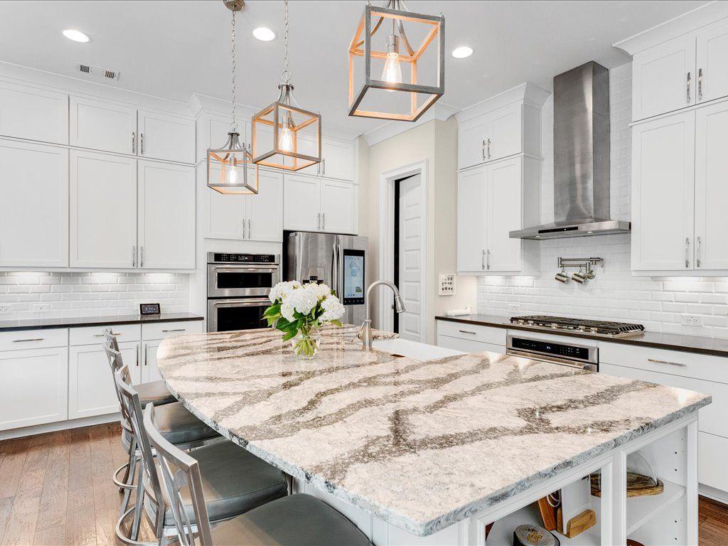 195 Horizon Hill
