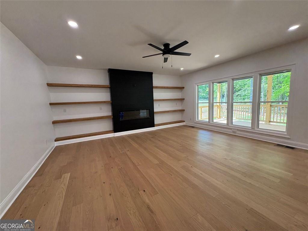 409 SAINT SURREY Way
