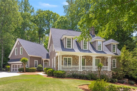 Homes For Sale - 1863 Baynham Drive<br/> Dekalb County, Dunwoody, GA 30338