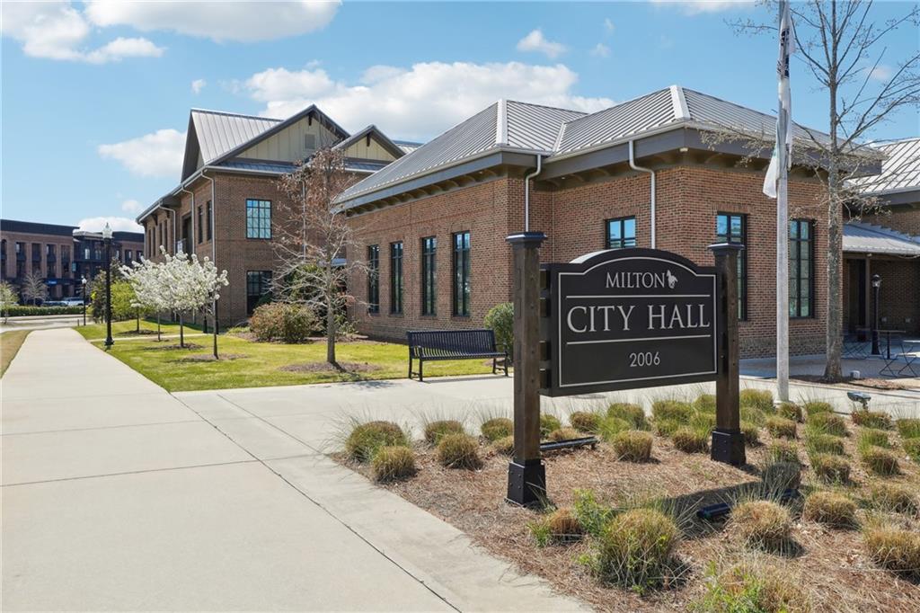 Crabapple Crossing - Residential